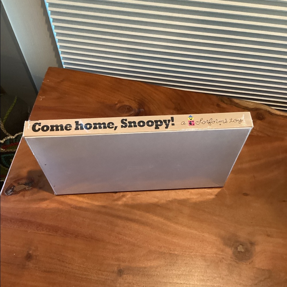 Come Home Snoopy Colorforms Set - Picture 7 of 7